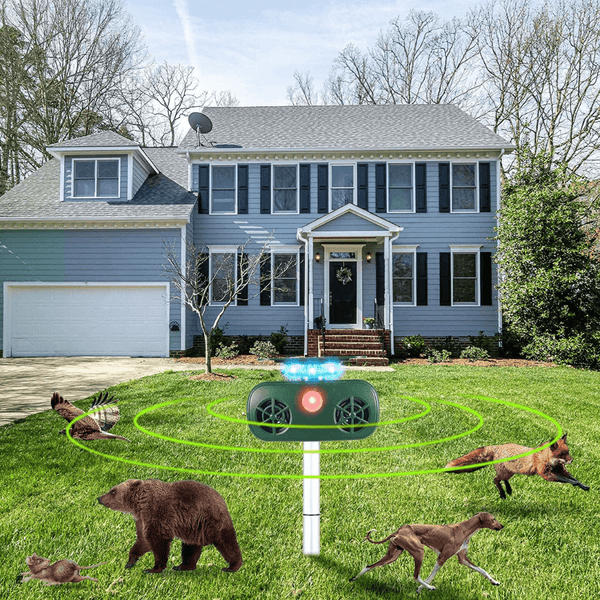 Outdoor Ultrasonic Solar Powered Animal Repeller